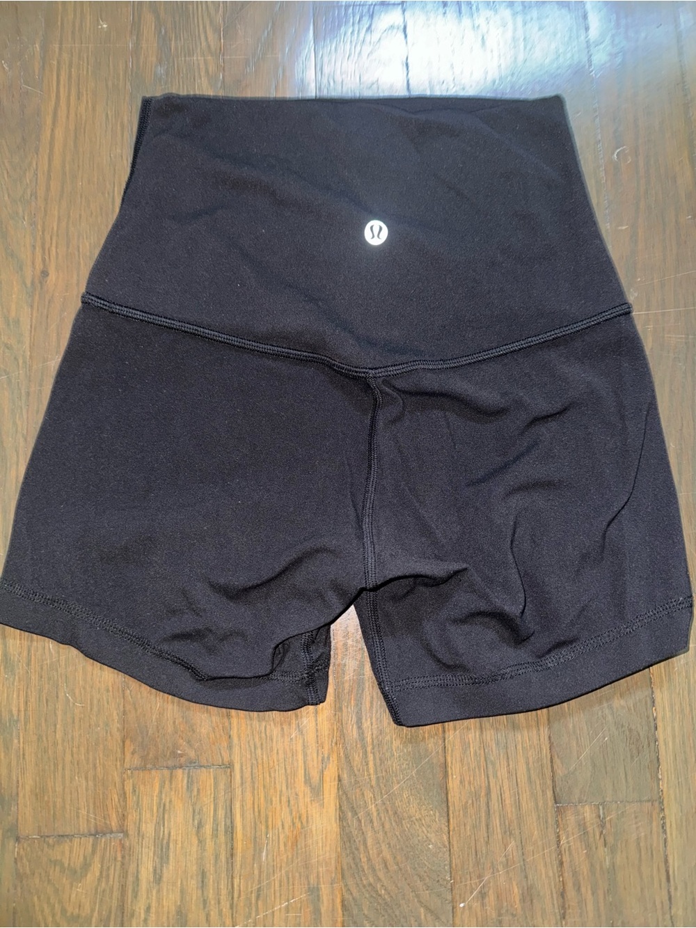 Lululemon Align High-Rise Short 4"
Black size 4 - Like New - Picture 2 of 5